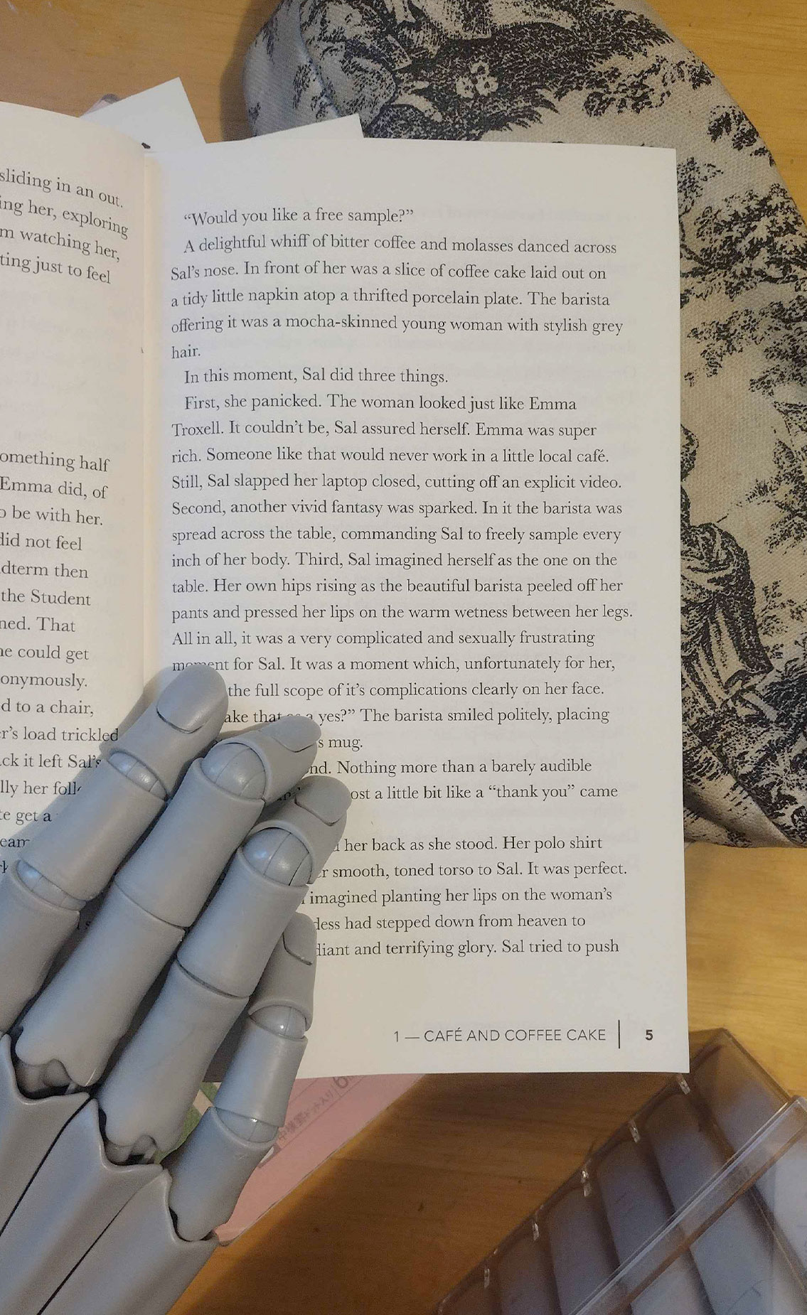 PotluckSoup's Novella – Emma & Sal's First Date — interior page photo